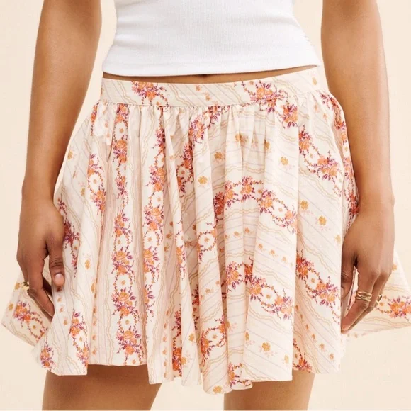 Free People| Gaia Printed Mini Skirt - Picture 3 of 15